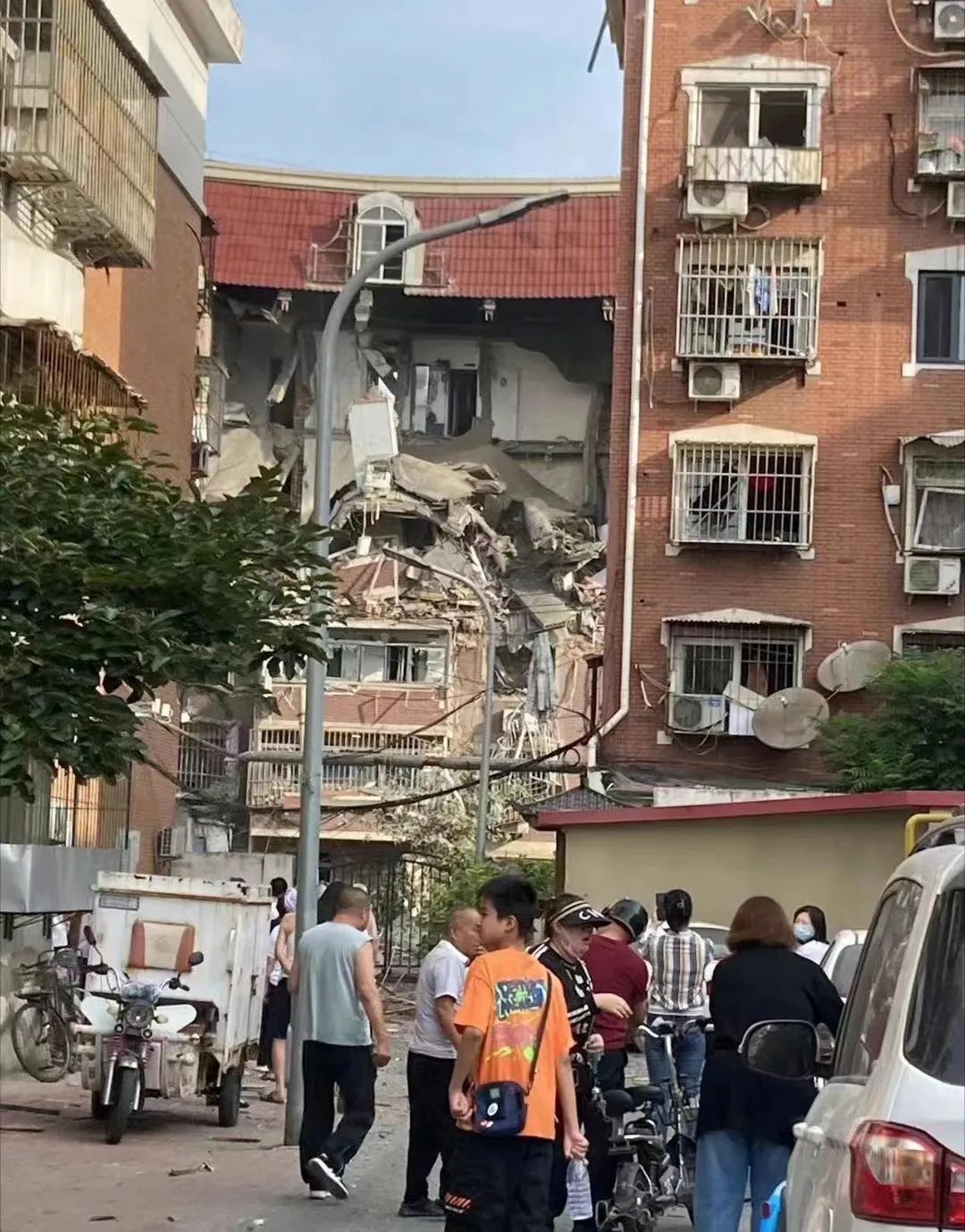 36993 天津北辰区发生爆炸事故,一栋六层建筑发生损毁