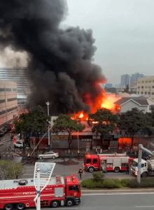 1702983263-640-220x300 48小时内发生3起安全事故，至少百余人死伤